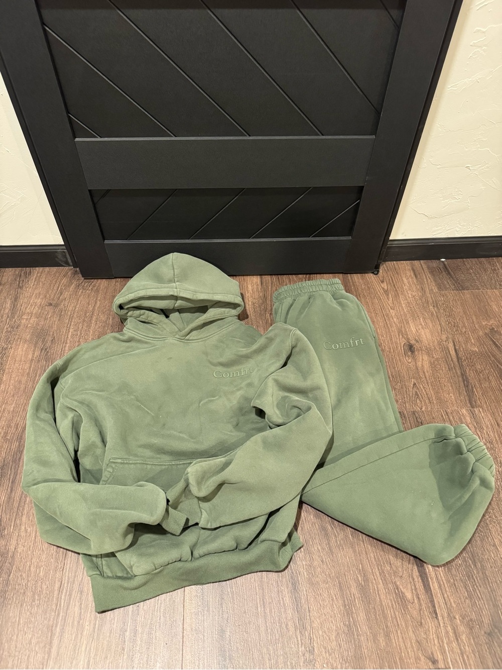 Comfort Olive Green Hoodie & Jogger Sweatpants Set